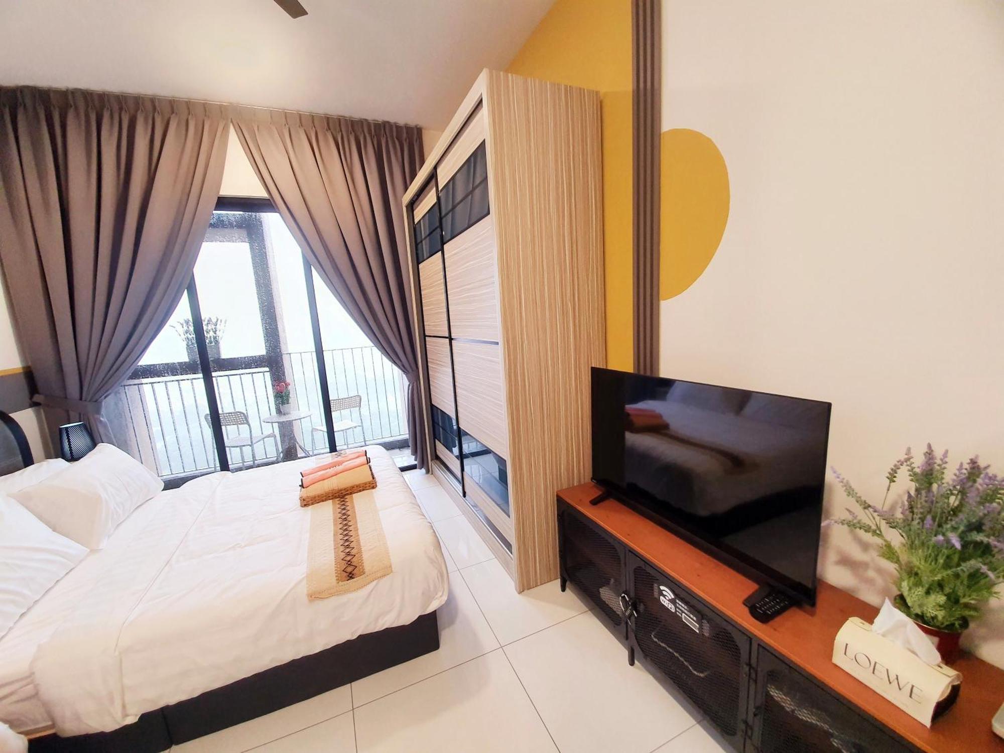 Quiet Scenic High Floor Parkview At Skytrees, 1-3 Pax